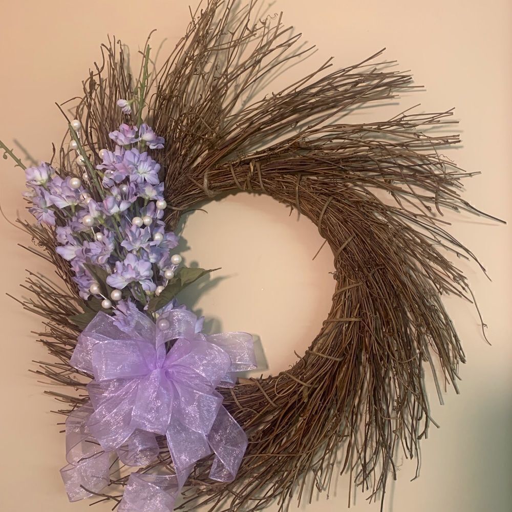 Sweet lavender wreath for spring. Inv 294